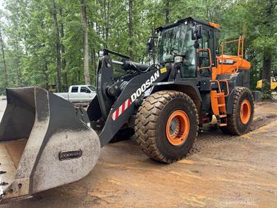 2022 Doosan DL380-7 Wheel Loader