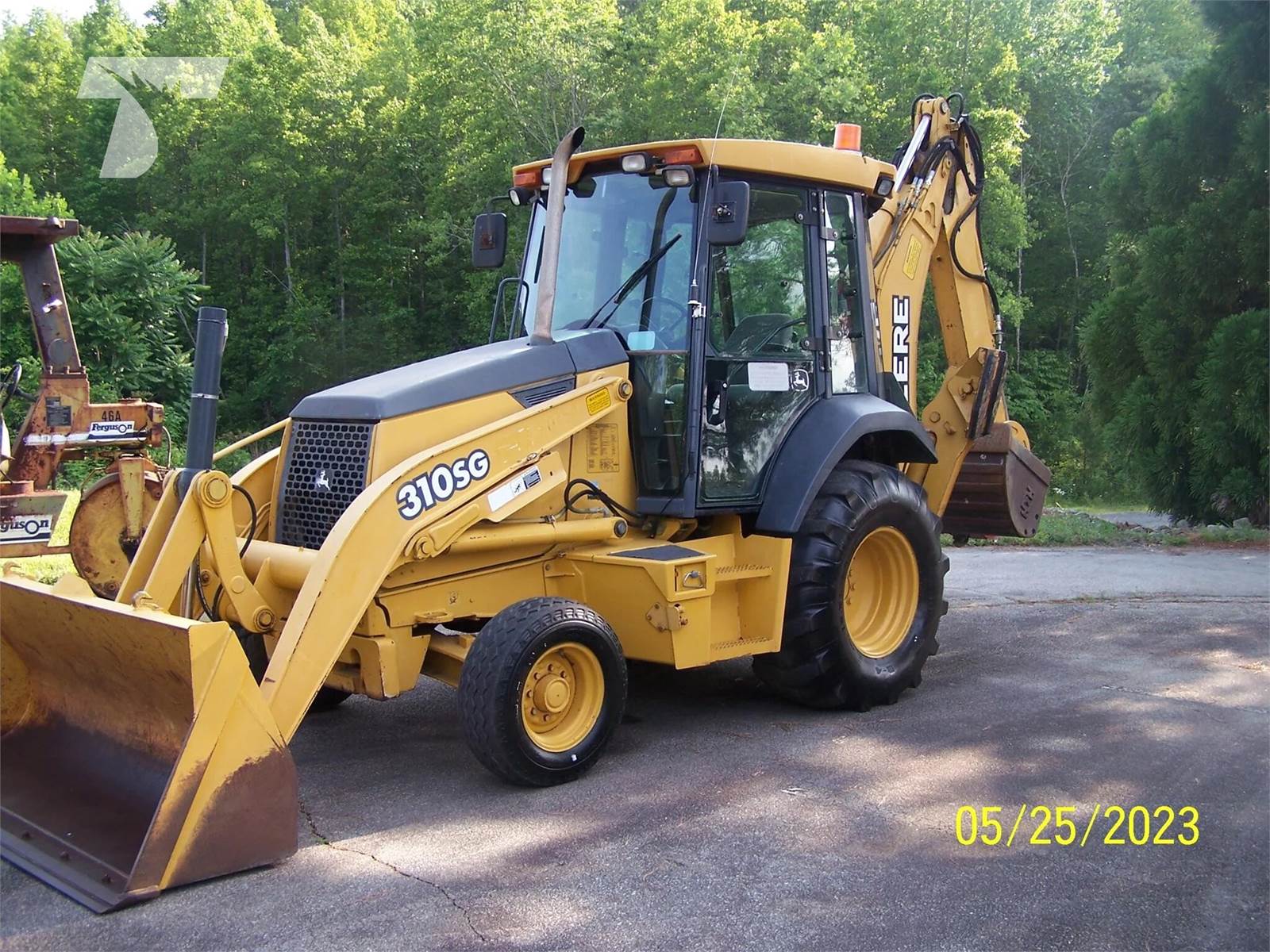 2004 John Deere 310SG Wheel Loader Bucket For Sale, 4,800 Hours