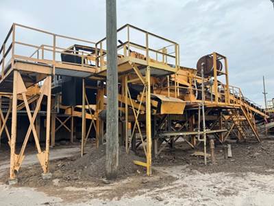 2012 CBI Magnum Force 4800A Wood Hog Electric