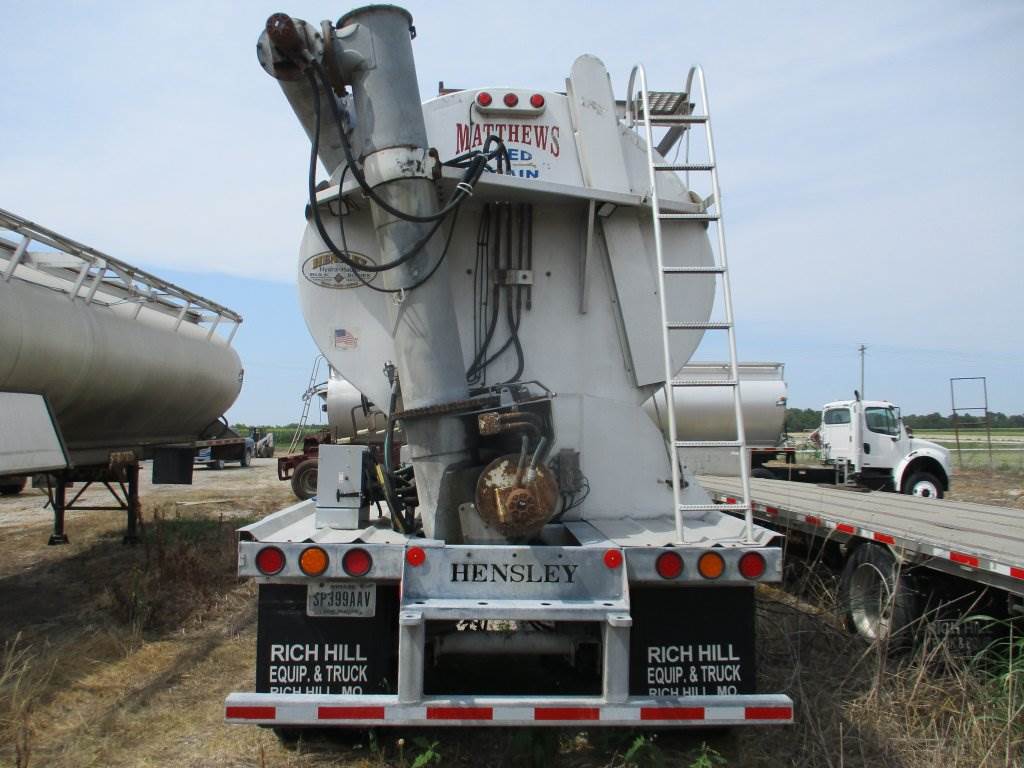 2002 Hensley 36' Bulk Feed Trailer ATLR36328 Galvanized Augers