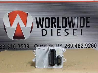 Mercedes-Benz OM906LA Engine Control Module (ECM)