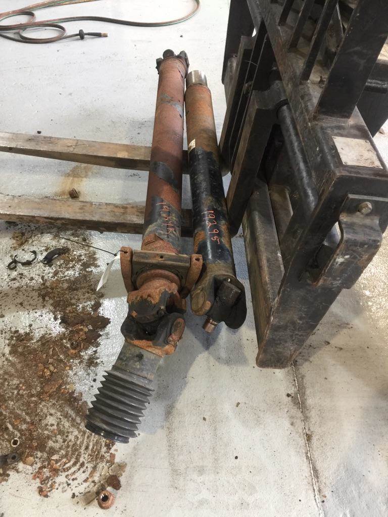 2006 PETERBILT 387 COMPLETE DRIVE SHAFT For Sale Defuniak Springs, FL