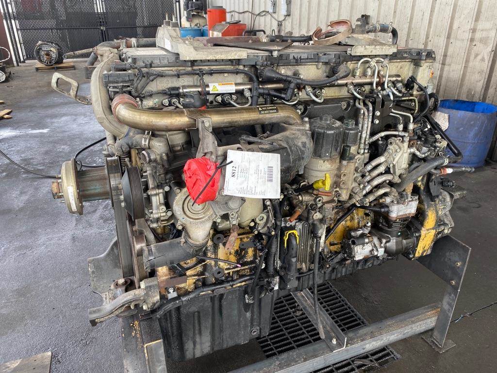 2012 Detroit DD15 Engine D472903 Reconditioned 548,201 Miles