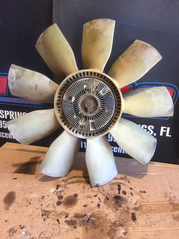 1999 FREIGHTLINER FL70 EATON FAN CLUTCH ASSEMBLY OEM ETN 1999 FREIGHTLINER FL70 EATON FAN CLUTCH ASSEMBLY OEM ETN