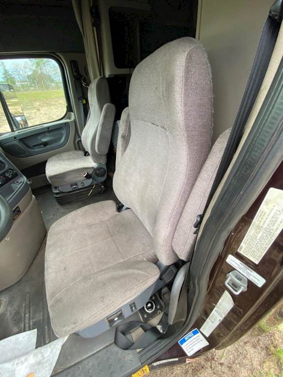 2012 FREIGHTLINER CASCADIA DRIVER SIDE SEAT For Sale Defuniak Springs