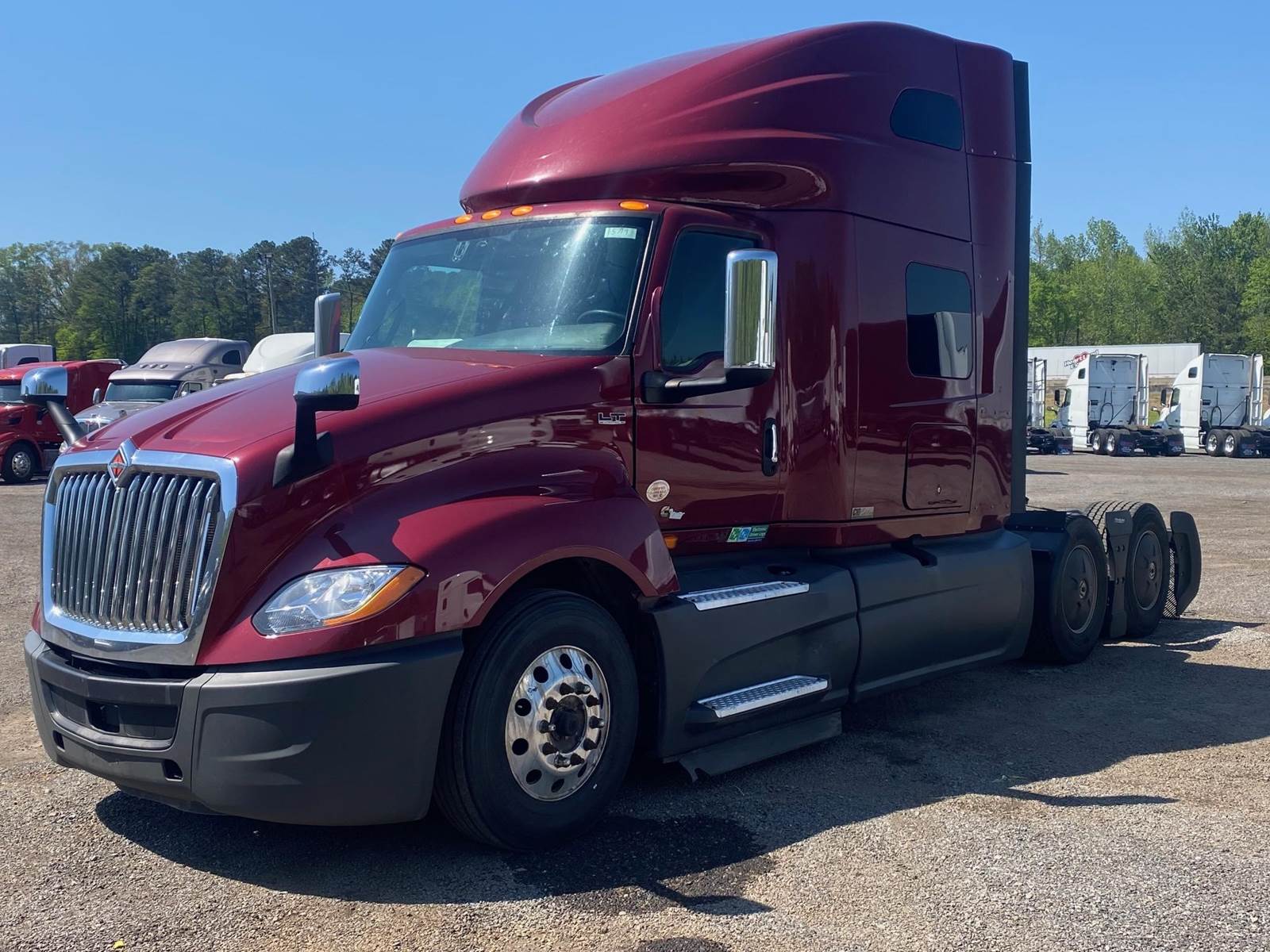 2018 International LT Sleeper Semi Truck 68" Raised Roof Sleeper