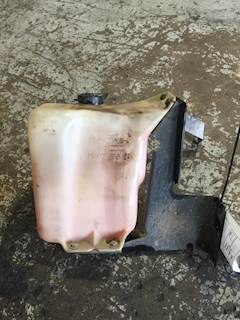 1995 Ford L9000 Windshield Washer Reservoir For Sale Defuniak Springs Fl 9996 Mylittlesalesman Com