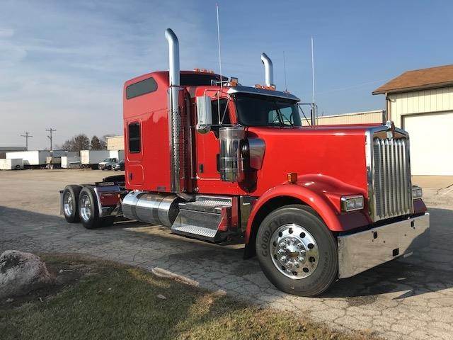 Sleeper-Semi-Trucks-Kenworth-W900L-12631302.jpg