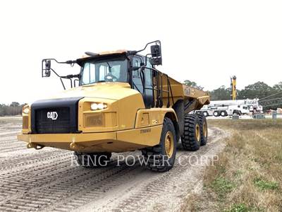 Caterpillar 725 Articulated Truck