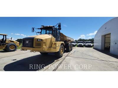 Caterpillar 725 Articulated Truck