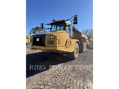 Caterpillar 725 Articulated Truck