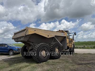Caterpillar 725 Articulated Truck