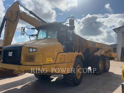 Caterpillar 725 Articulated Truck