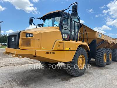 Caterpillar 725 Articulated Truck