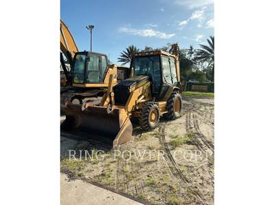 Caterpillar 430D Backhoe