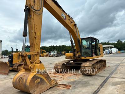 Caterpillar 330 Excavator
