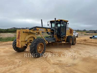John Deere 670G Motor Grader