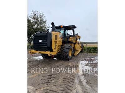Caterpillar RM400 Reclaimer