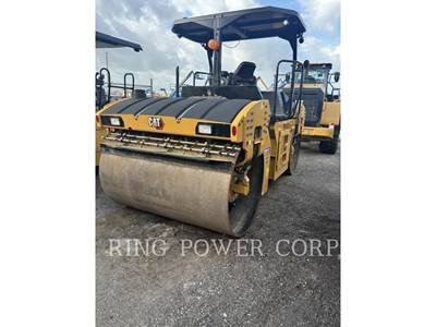 Caterpillar CB13 Tandem Vibratory Roller