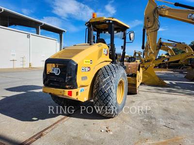 Caterpillar CS10GC Smooth Drum Roller Compactor