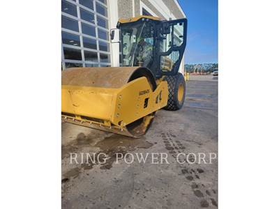 Caterpillar CS11GCCAB Smooth Drum Roller Compactor