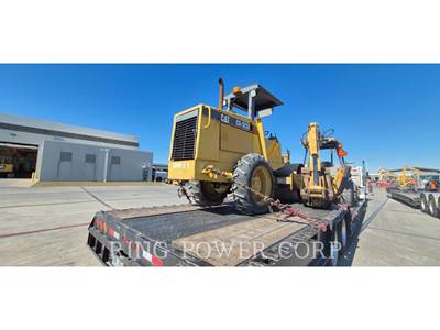 Caterpillar CS323C Smooth Drum Roller Compactor