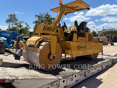 Weiler C307A Smooth Drum Roller Compactor