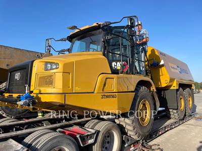 Caterpillar 725WW Water Truck