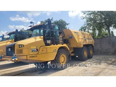 Caterpillar 725WW Water Truck