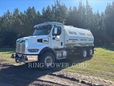 United WT5000 Water Truck