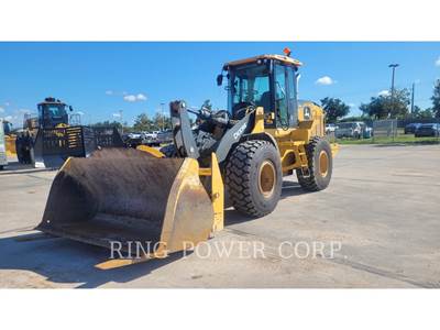 John Deere 624L Wheel Loader
