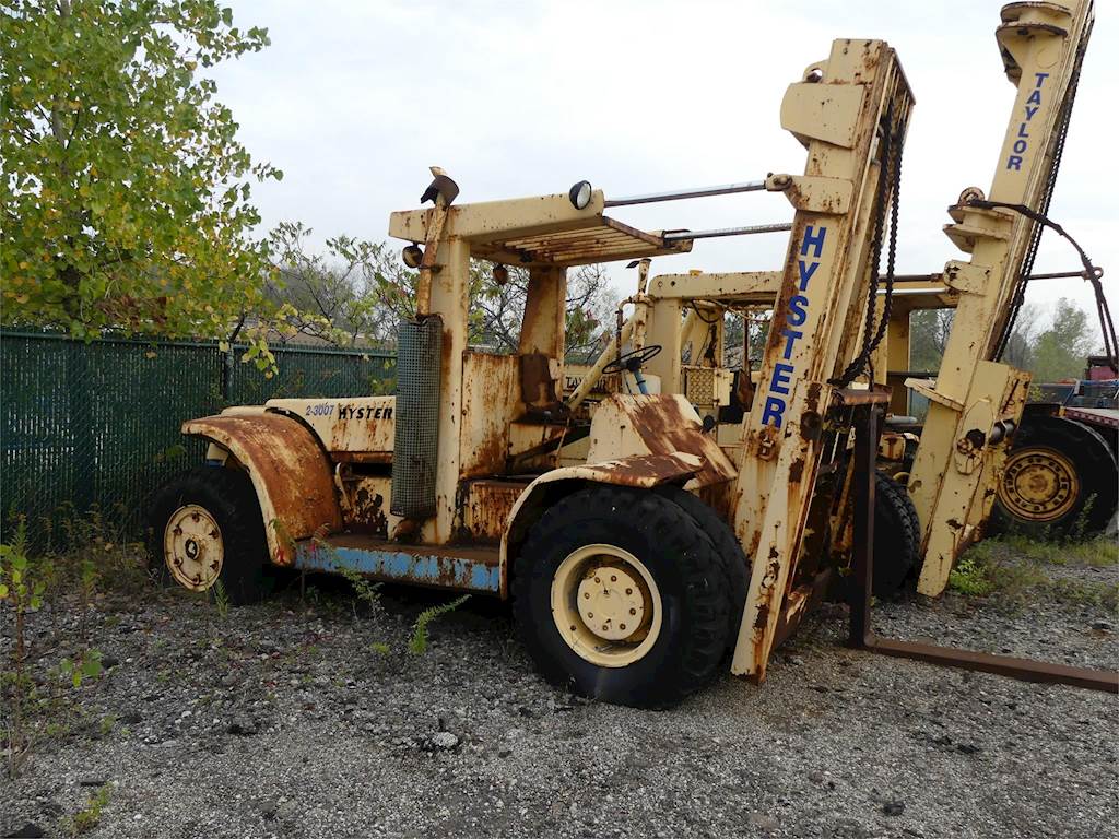 1980 Hyster H1050HD Mast Forklift For Sale Cleveland, OH H1