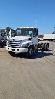 Hino 268 Single Axle Cab & Chassis Truck - J08E-VC'10 220/2500, 250HP, 6 Speed Automatic