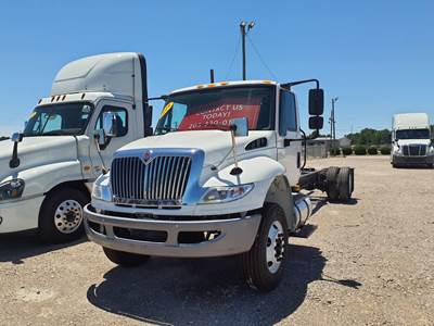 International 4300 Single Axle Cab & Chassis Truck - 240HP, 7 Speed Automatic