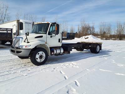 International 4300 Single Axle Cab & Chassis Truck - 260HP, 6 Speed Automatic
