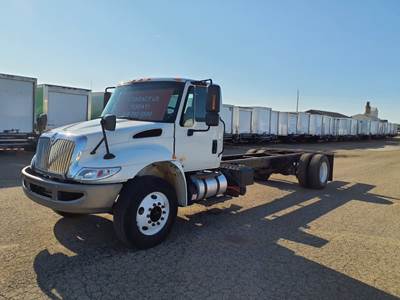 International 4300 Single Axle Cab & Chassis Truck - 280HP, 6 Speed Automatic