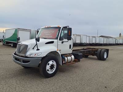 International 4300 Single Axle Cab & Chassis Truck - 280HP, 6 Speed Automatic