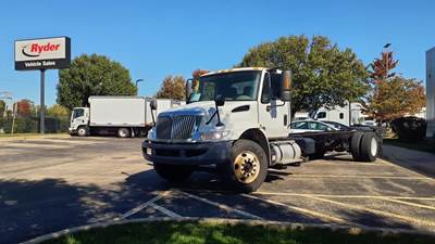International 4300 Single Axle Cab & Chassis Truck - 260HP, 7 Speed Automatic
