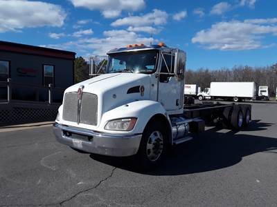 Kenworth T370 Tandem Axle Cab & Chassis Truck - 260HP, 6 Speed Automatic
