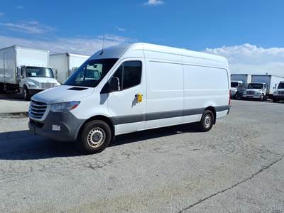 Mercedes-Benz 2500 Cargo Van - 188HP, 7 Speed Automatic