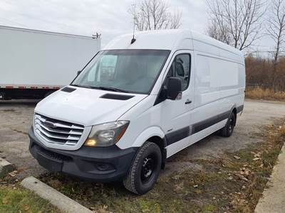 Mercedes-Benz 2500 Cargo Van - 188HP, 5 Speed Automatic