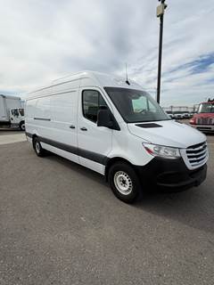 Mercedes-Benz 2500 Cargo Van - 188HP, 5 Speed Automatic