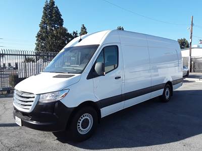 Mercedes-Benz 2500 Cargo Van - 188HP, 5 Speed Automatic