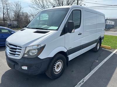 Mercedes-Benz 2500 Cargo Van - 188HP, 5 Speed Automatic