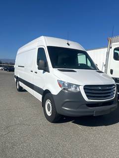 Mercedes-Benz 2500 Cargo Van - 188HP, 5 Speed Automatic