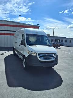 Mercedes-Benz 2500 Cargo Van - 188HP, 5 Speed Automatic