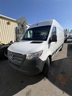 Mercedes-Benz F2CA170 Cargo Van - 163HP, 5 Speed Automatic