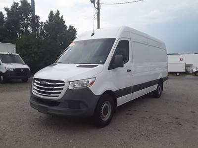 Mercedes-Benz F2CA74 SPRINTER Cargo Van - 163HP, 5 Speed Automatic