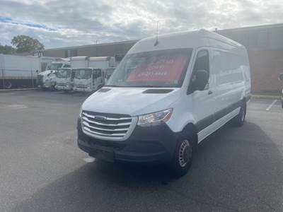 Mercedes-Benz Sprinter 3500 Cargo Van - 188HP, 5 Speed Automatic