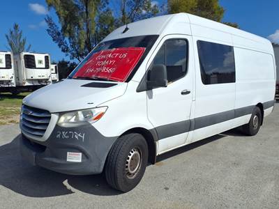 Mercedes-Benz Sprinter 3500 Cargo Van - 188HP, 7 Speed Automatic